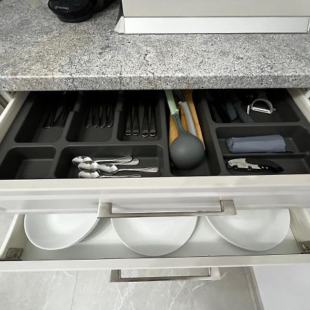 Apartament Modern Cu O Camera Leilighet Timişoara Eksteriør bilde