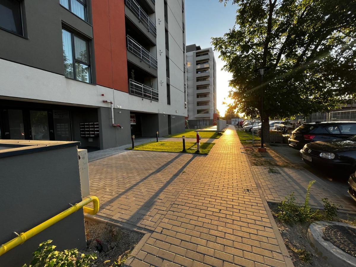 Apartament Modern Cu O Camera Leilighet Timişoara Eksteriør bilde